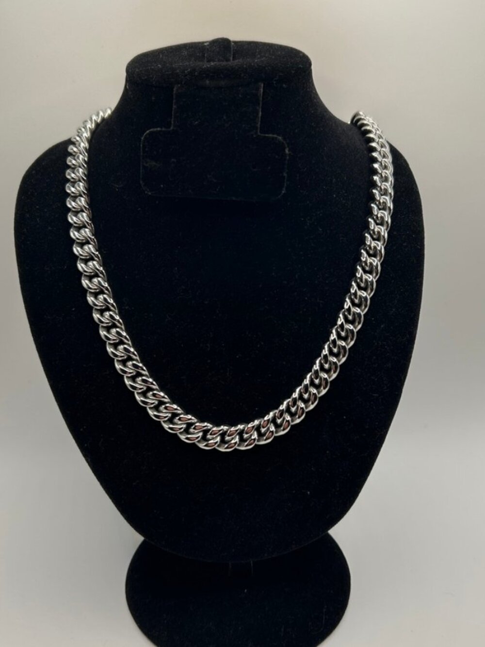 Mens Real Silver Cuban Chain Stainless Steel Plated 10mm 22 Inch Solid Durable